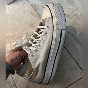 Platform gray converse!